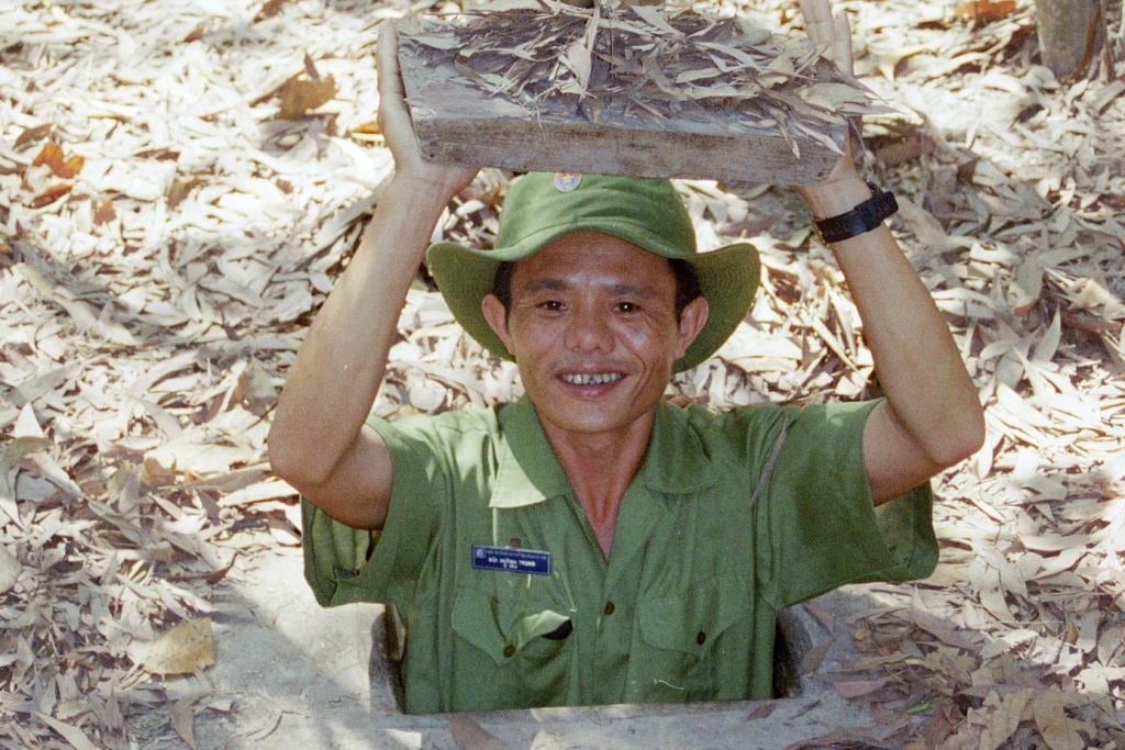 Sue and Todd_cu-1024359_1920.jpg